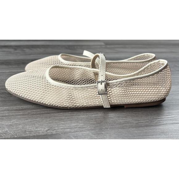 Cushionaire Women's Muse Ivory Mesh Flats Shoes Buckle Size 11 NWOT New - Picture 2 of 7